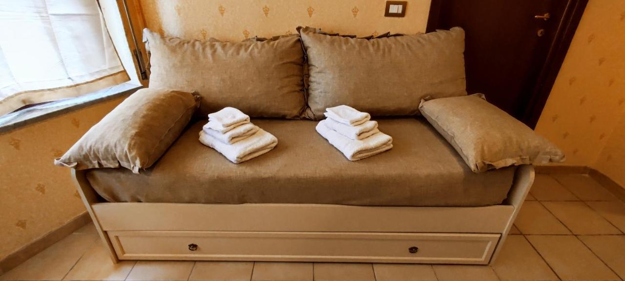 Casa Vacanza Dinastia Borbone - Centro Storico Napels Buitenkant foto