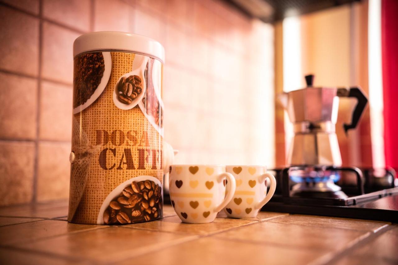 Casa Vacanza Dinastia Borbone - Centro Storico Napels Buitenkant foto