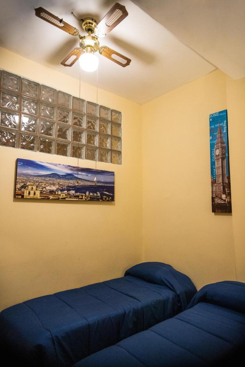Casa Vacanza Dinastia Borbone - Centro Storico Napels Buitenkant foto